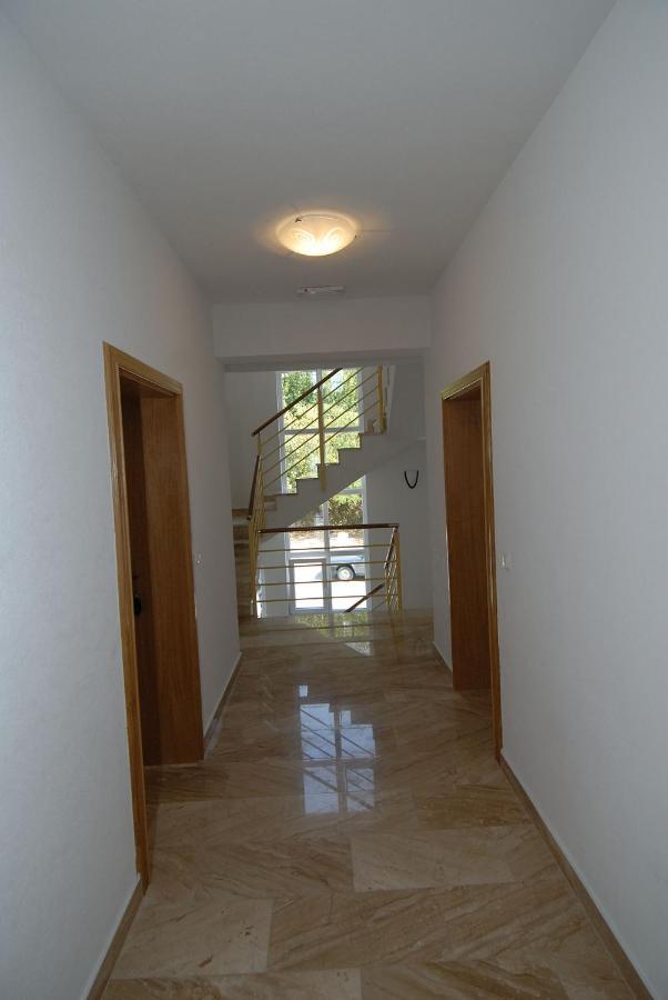 Apartments Vesna Gradac  Eksteriør bilde