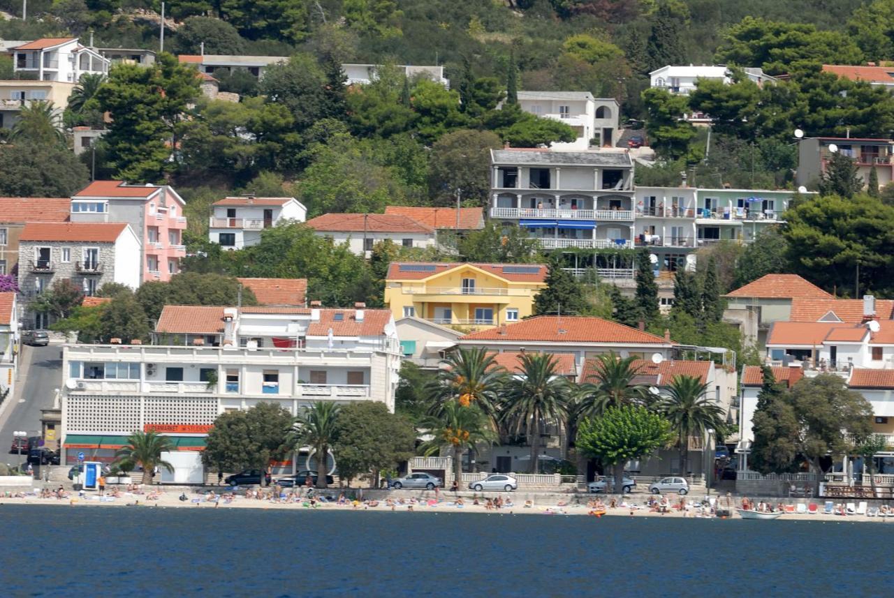 Apartments Vesna Gradac  Eksteriør bilde