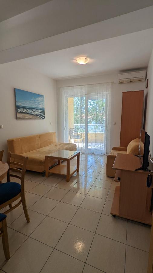 Apartments Vesna Gradac  Rom bilde