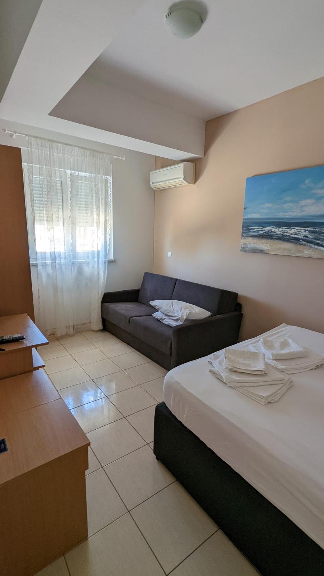 Apartments Vesna Gradac  Rom bilde