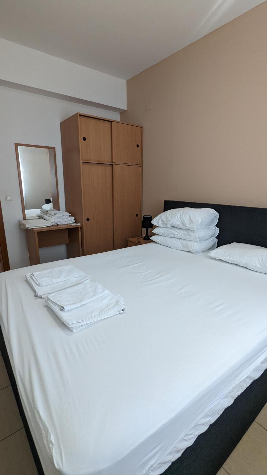 Apartments Vesna Gradac  Rom bilde