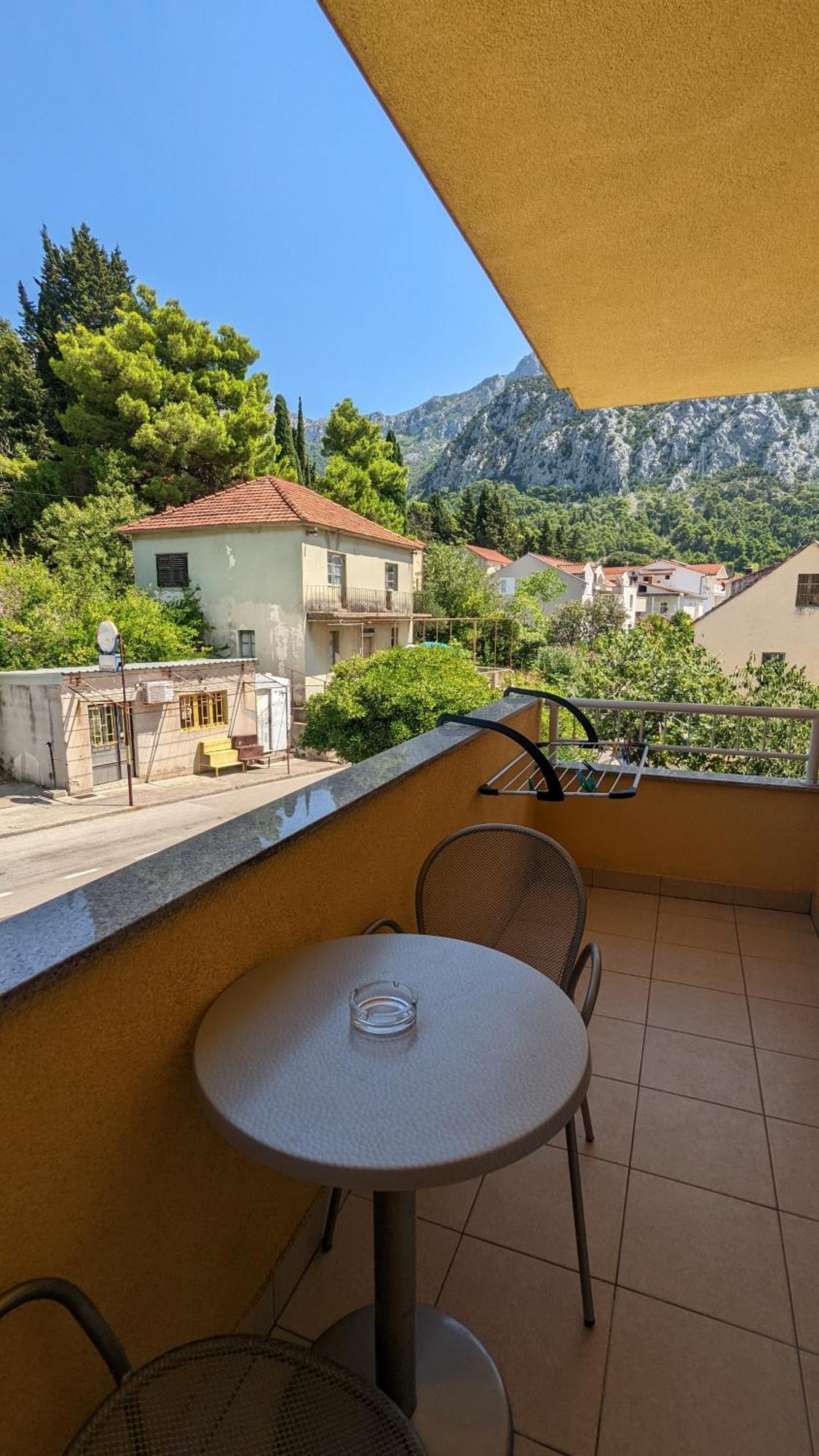 Apartments Vesna Gradac  Rom bilde